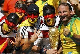 德国球迷爆料视频,揭秘激情赛事背后的精彩瞬间  第2张